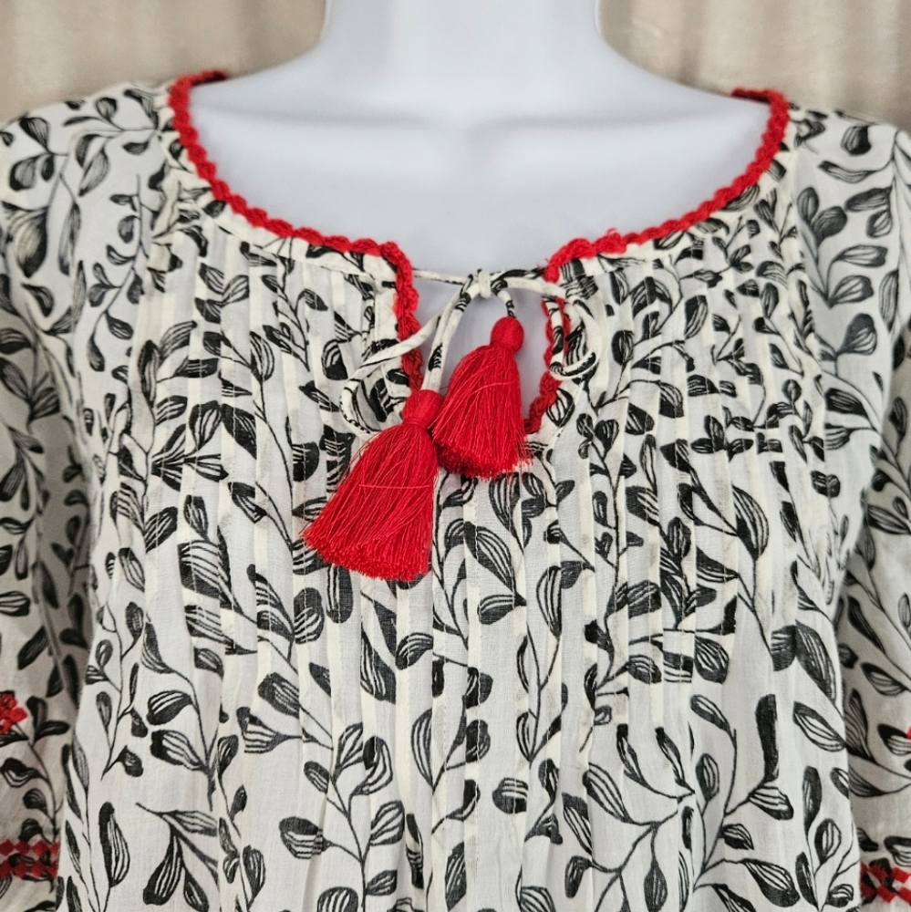 NWOT J Jill cream red black embroidered floral blouse top Womens Medium - Picture 10 of 12